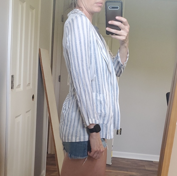 ELODIE SEERSUCKER OPEN BLAZER - Picture 3 of 7